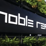 noble-reflex-entrance