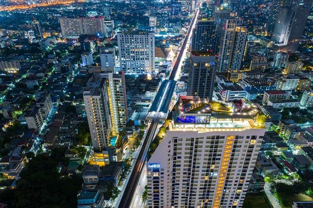 Ideo Phaholyothin Chatuchak condominium aerial view at night, Bangkok